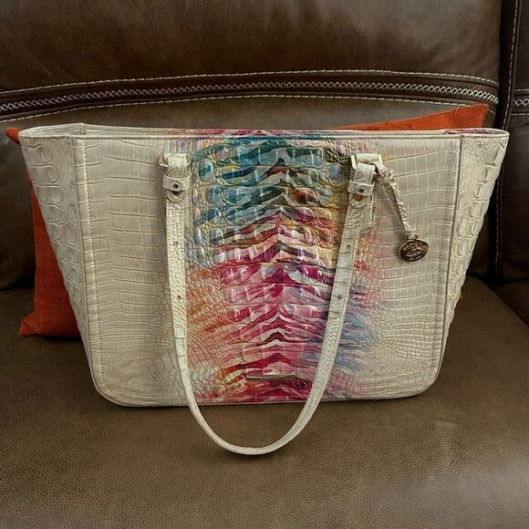 Brahmin Cream and Pink Tote Bag with Stylish Design - Picture 1 of 5